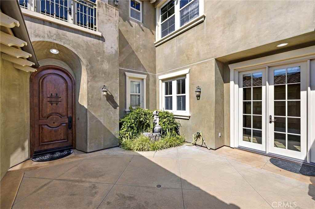 18 Via Cima - Photo 2 of 43