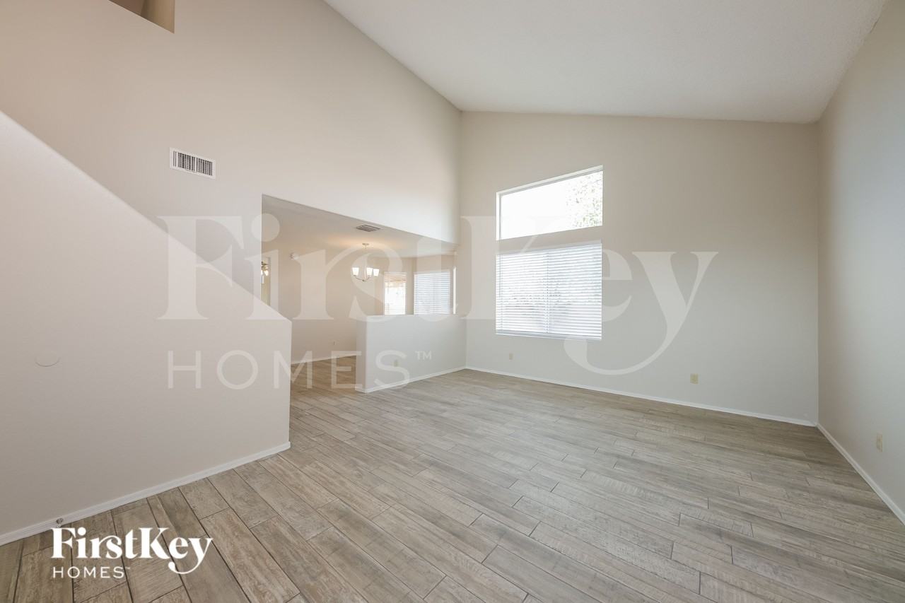 3017 W Sun Ranch Trl - Photo 3 of 18