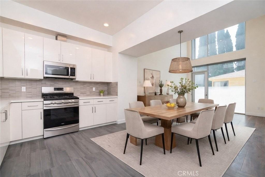 6016 W Beachwood Ln - Photo 2 of 29