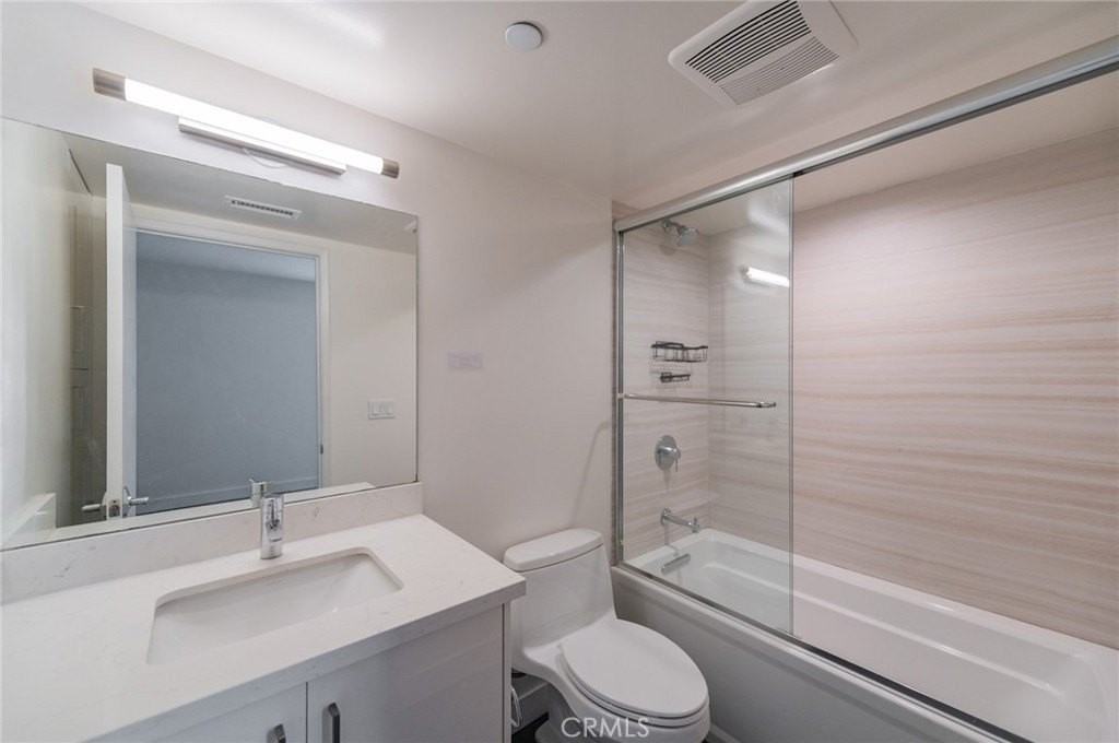 6016 W Beachwood Ln - Photo 6 of 29