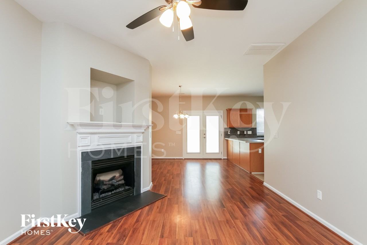 13612 Swinton Rd - Photo 3 of 16