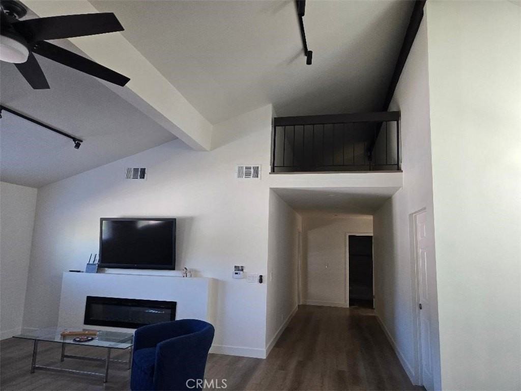 8579 Volga River Cir - Photo 3 of 33