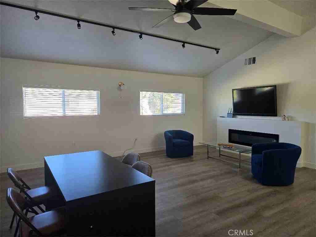 8579 Volga River Cir - Photo 5 of 33