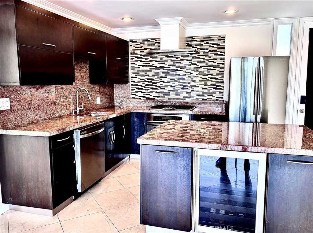 1510 W Balboa Blvd - Photo 6 of 24