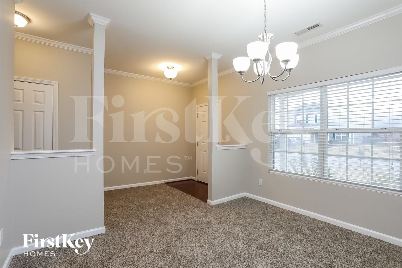 5921 Sandpiper Farm Ln - Photo 6 of 16