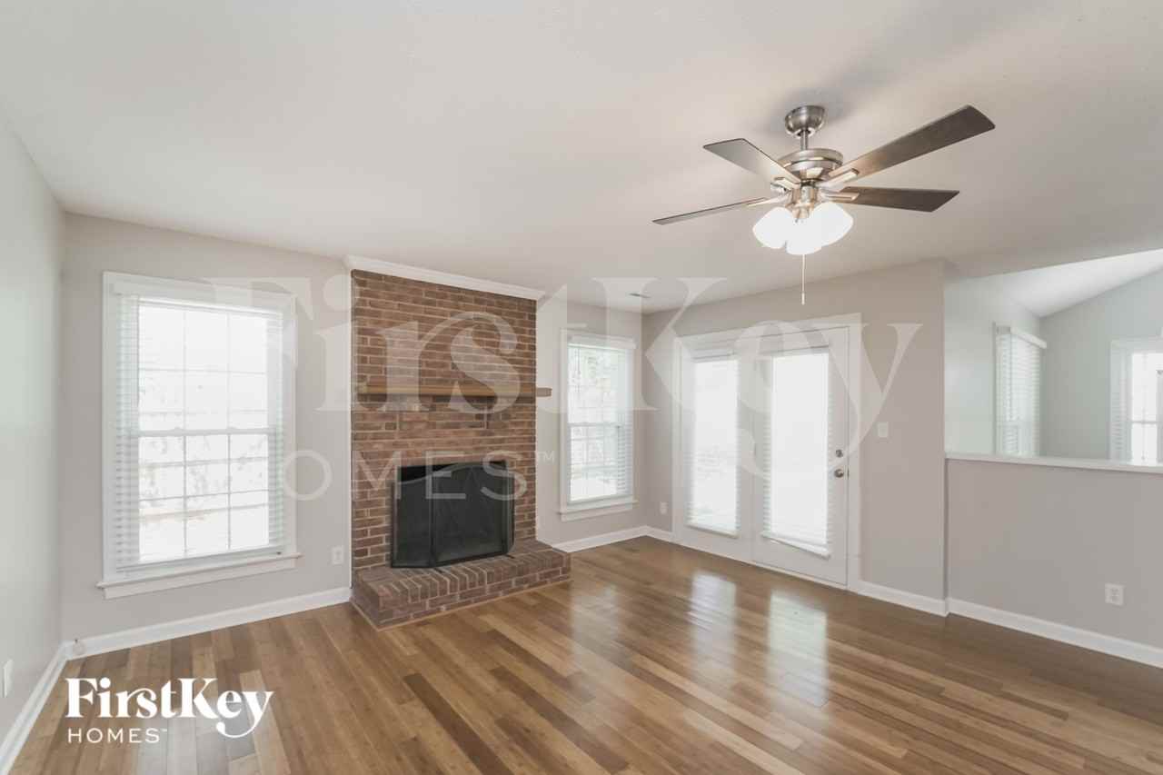 13408 Kintyre Ct - Photo 4 of 16