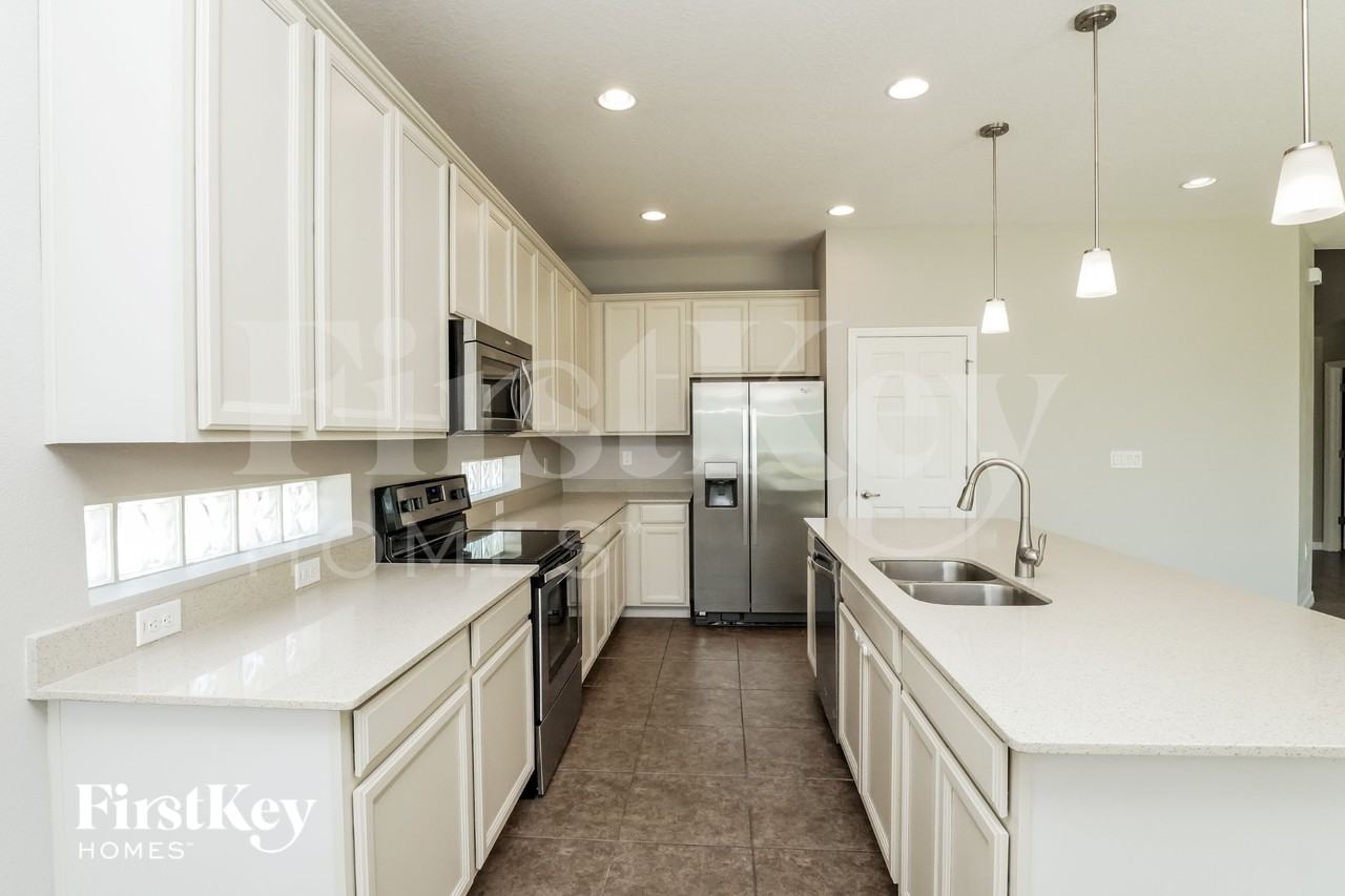 1735 Boat Launch Rd - Photo 5 of 15