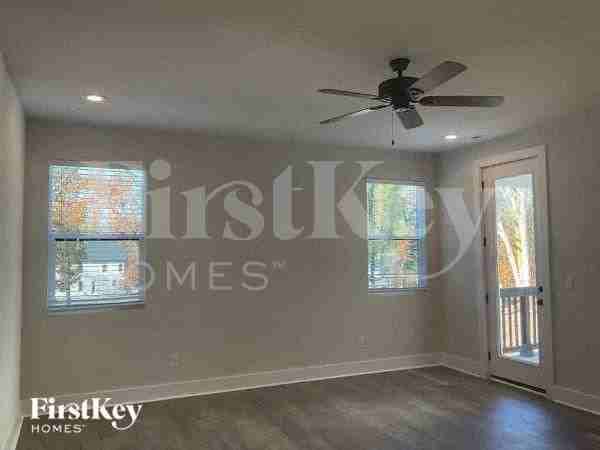 11339 Tema Cir - Photo 7 of 15