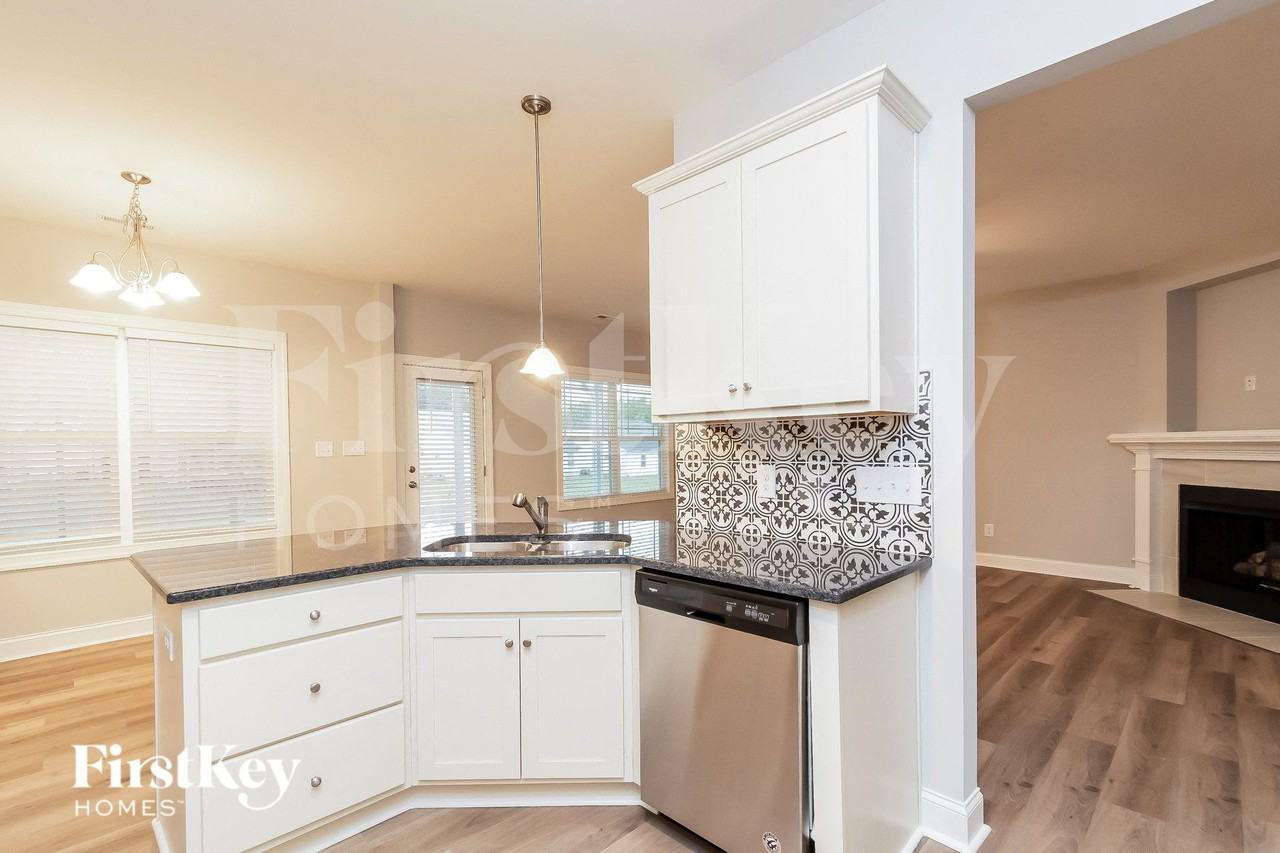 116 Unique Pl - Photo 6 of 15