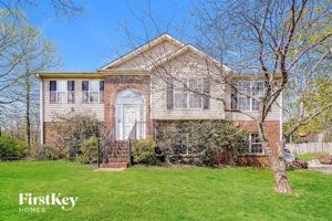 featured image of 12 Mountain Oaks Ln