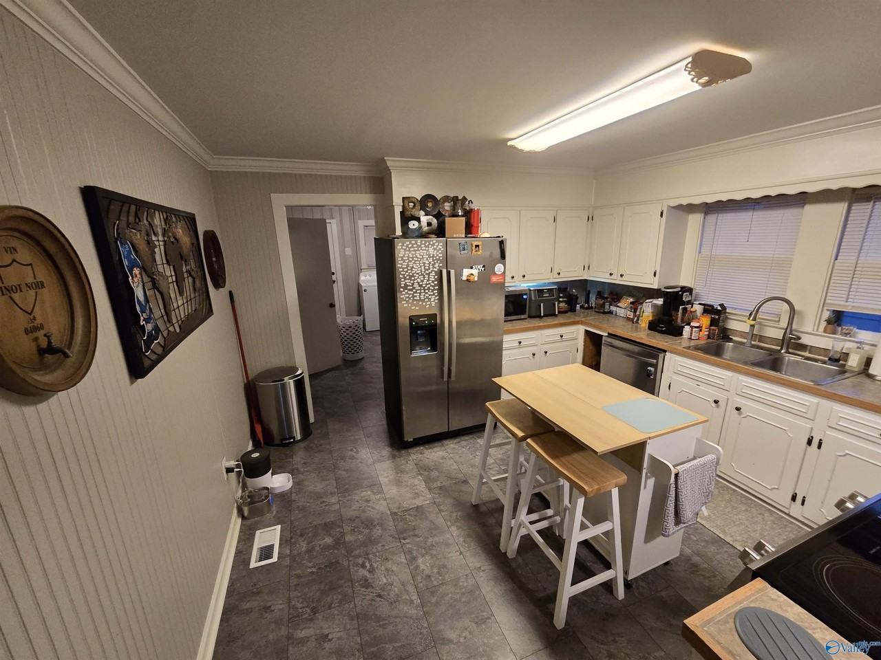 410 Mccullough Ave Ne - Photo 7 of 20