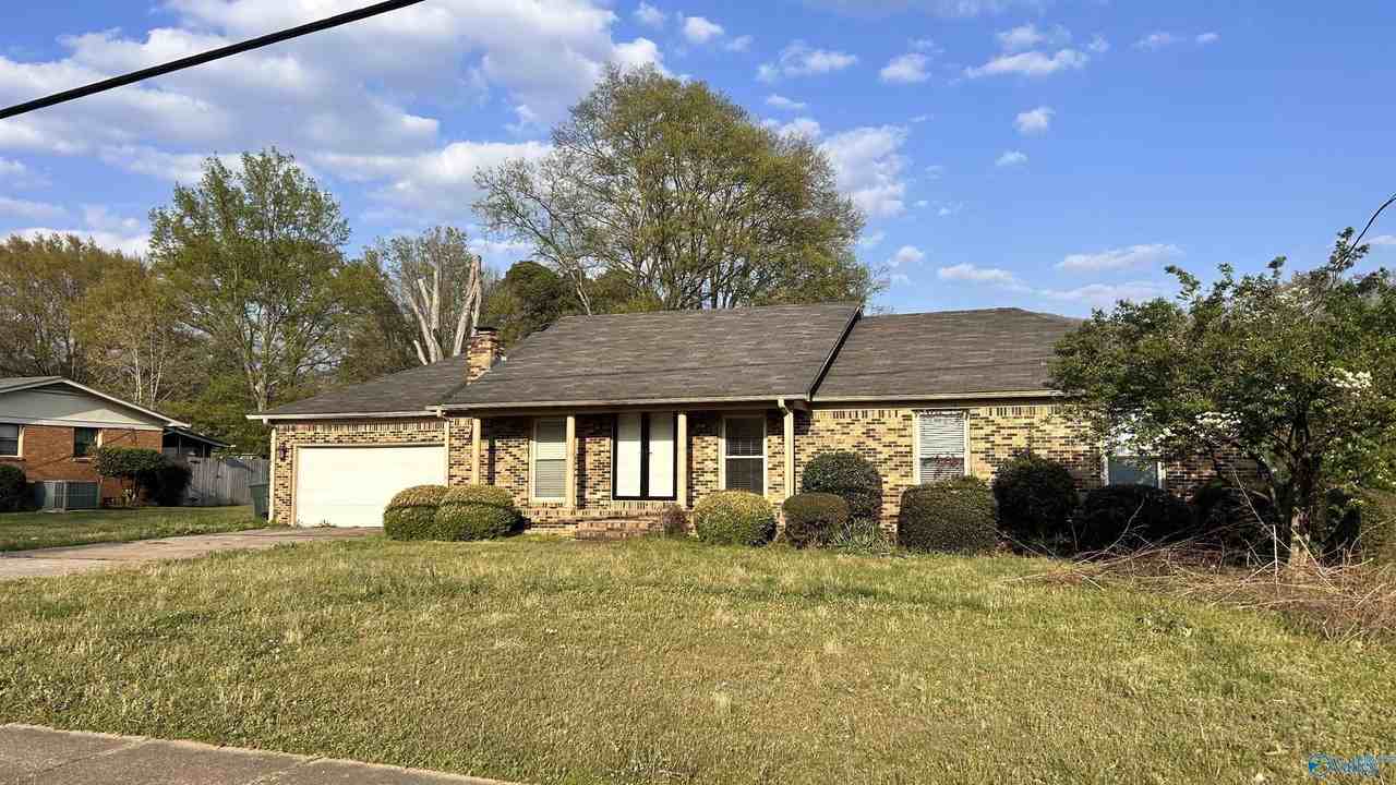 8807 Bailey Cove Rd Se - Photo 2 of 27