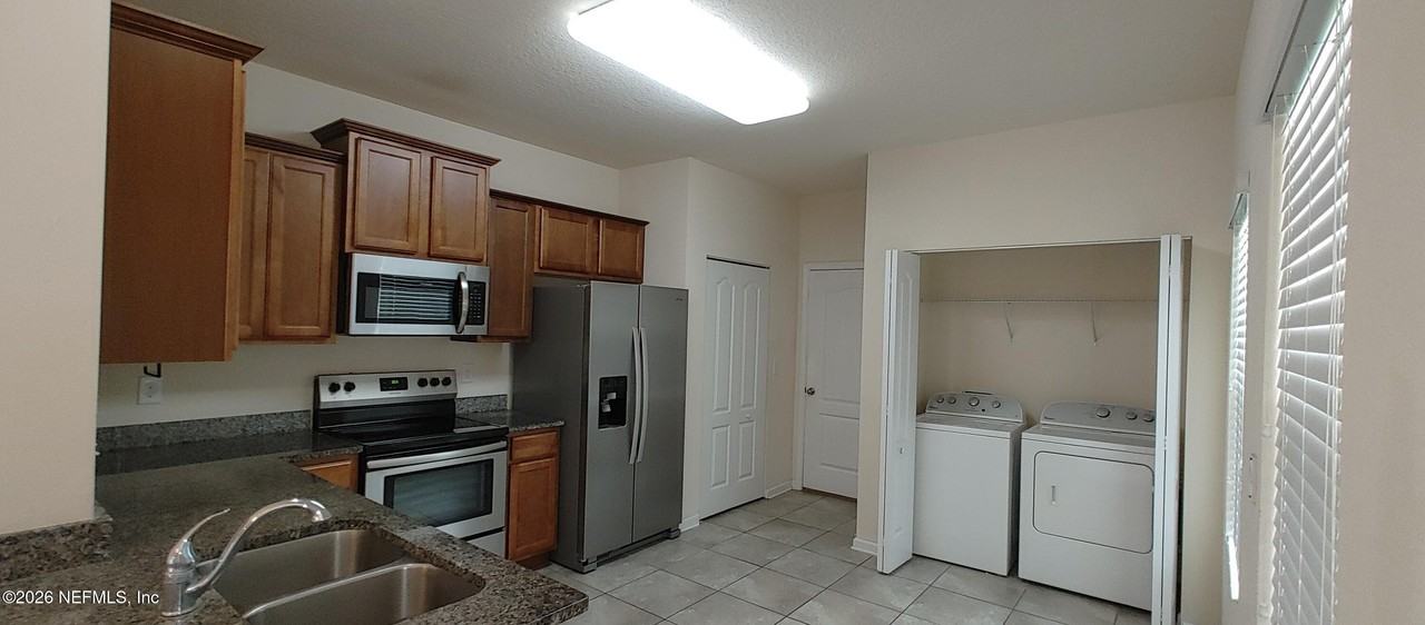 643 Servia Dr - Photo 7 of 22