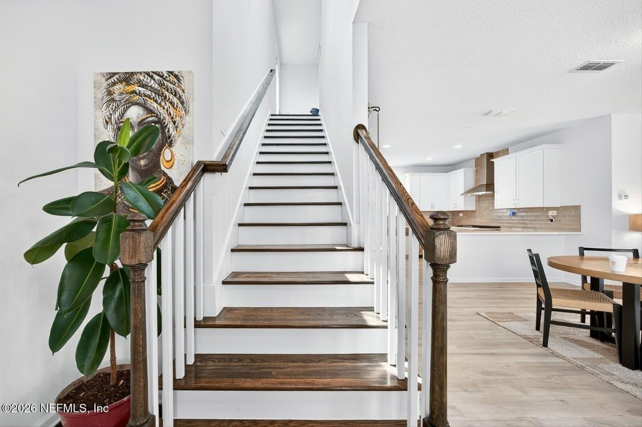 168 TORRES TRCE Street - Photo 2 of 34