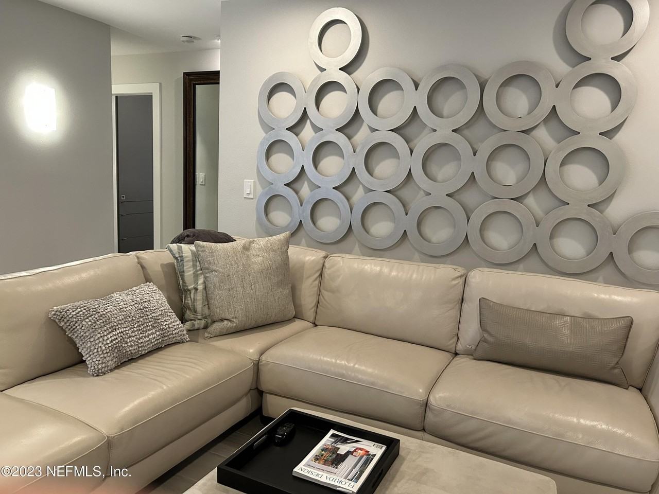 937 Espinado Ave - Photo 7 of 37