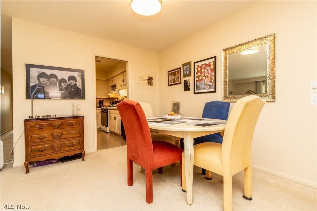 2112 Acacia Park Dr Apt 220 - Photo 6 of 23