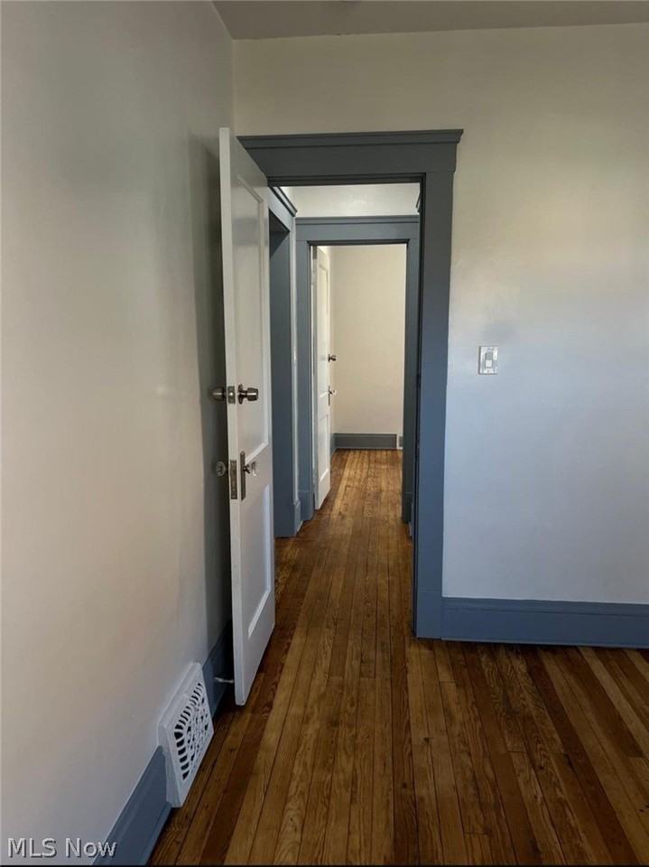 2164 W 100th St Unit Up - Photo 5 of 9