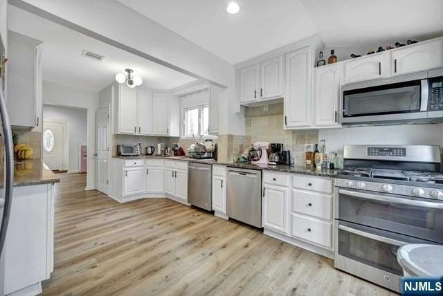 167 Rockwood Pl - Photo 6 of 24