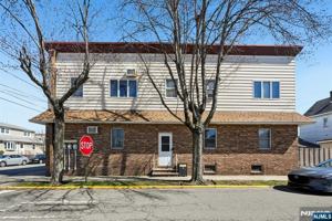 featured image of 98 Lester St