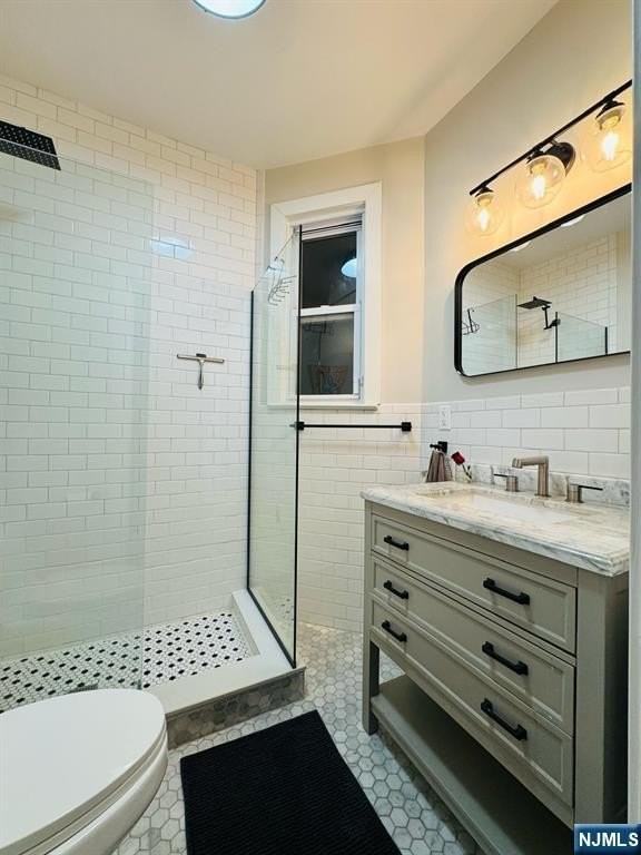 221 3rd St - Photo 5 of 14