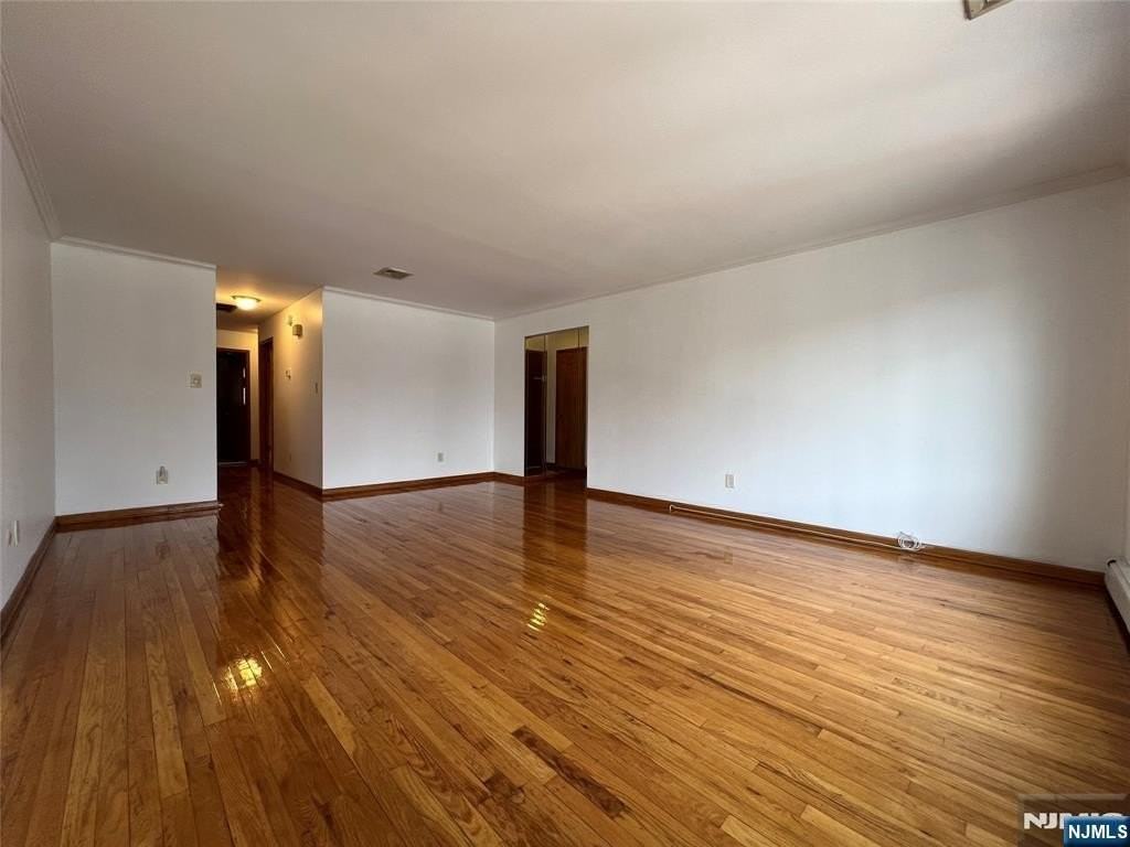 2463 2nd St - Photo 4 of 25