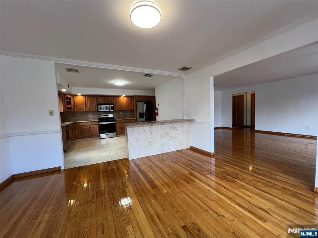 2463 2nd St - Photo 7 of 25