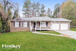 featured image of 276 Hollyberry Dr