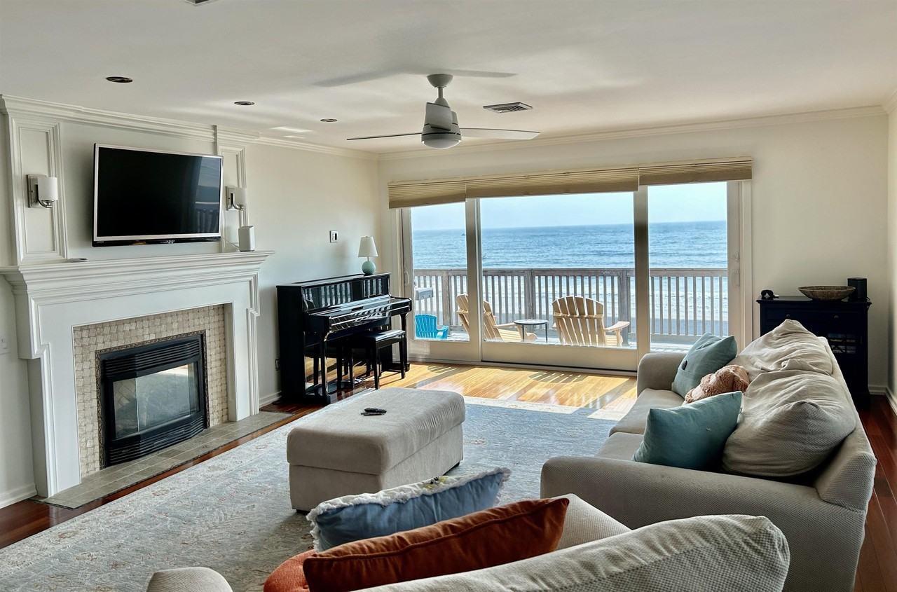 871 Ocean Blvd - Photo 5 of 24