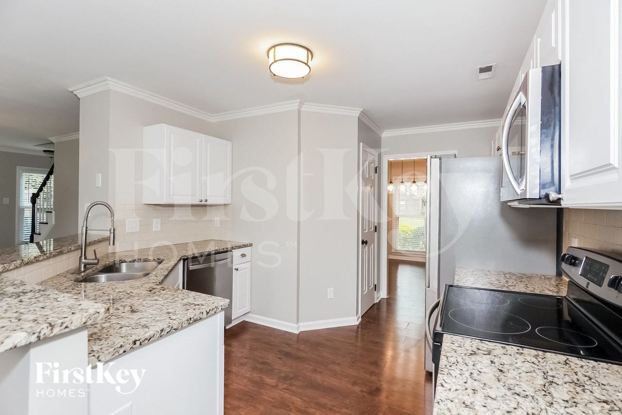 7206 Brassy Creek Ln - Photo 7 of 14