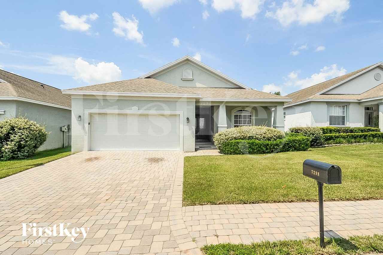 7298 Winners Blvd - Photo 2 of 15