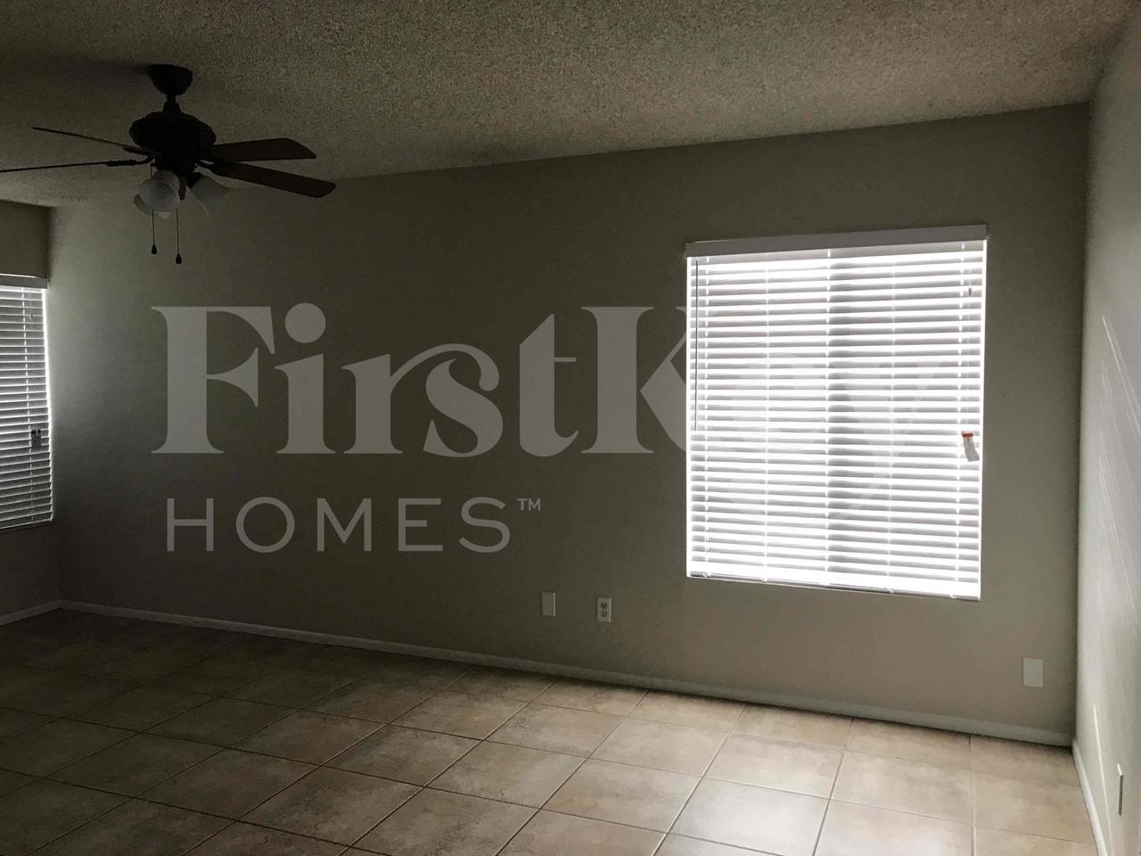 5520 W Golden Ln - Photo 3 of 23