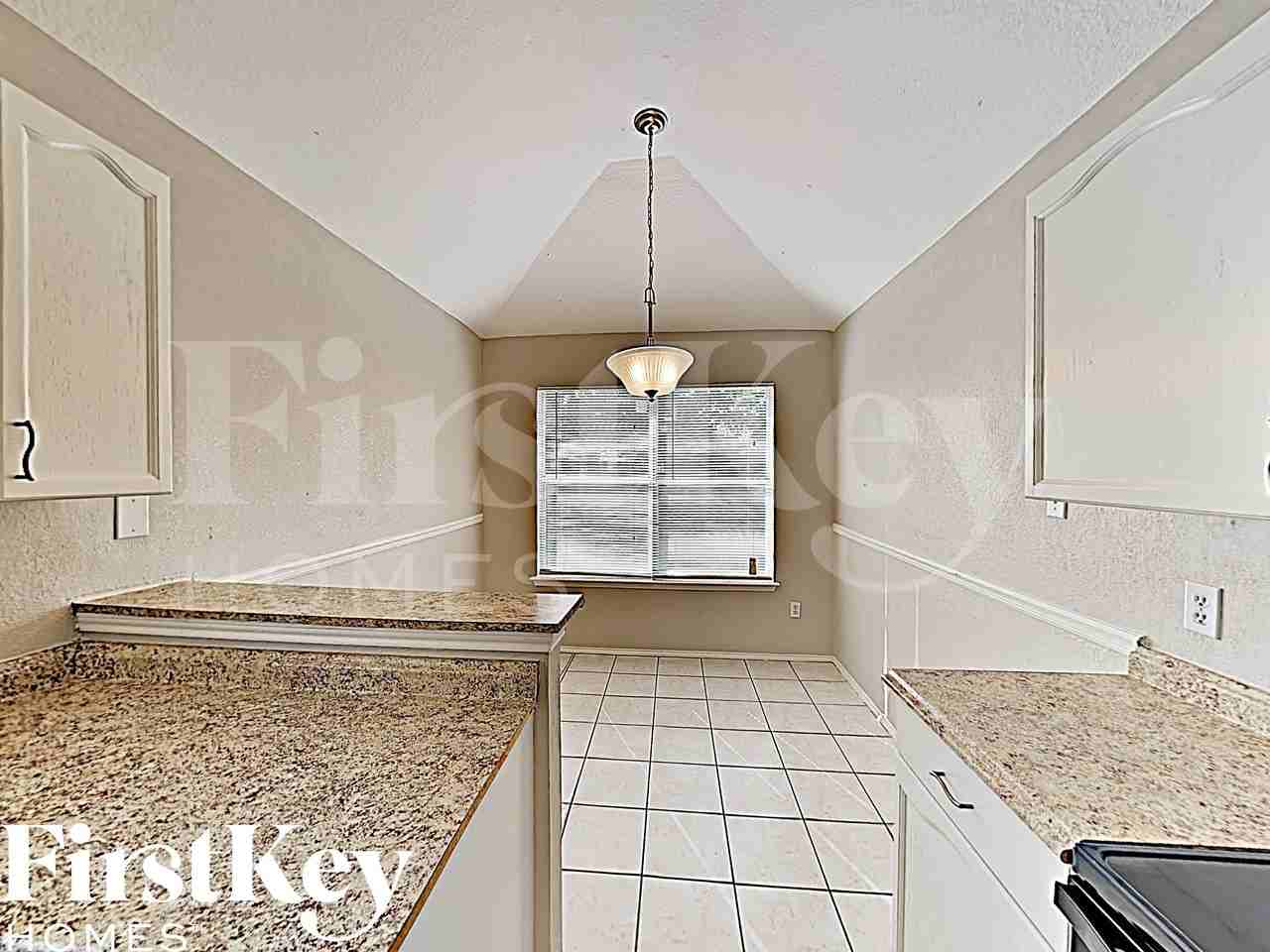 415 N Gaston Dr - Photo 5 of 16