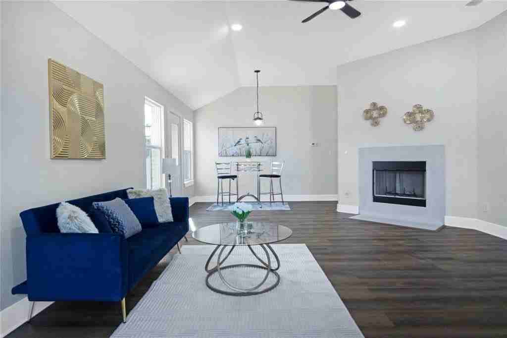 1433 Norwood Dr - Photo 6 of 10