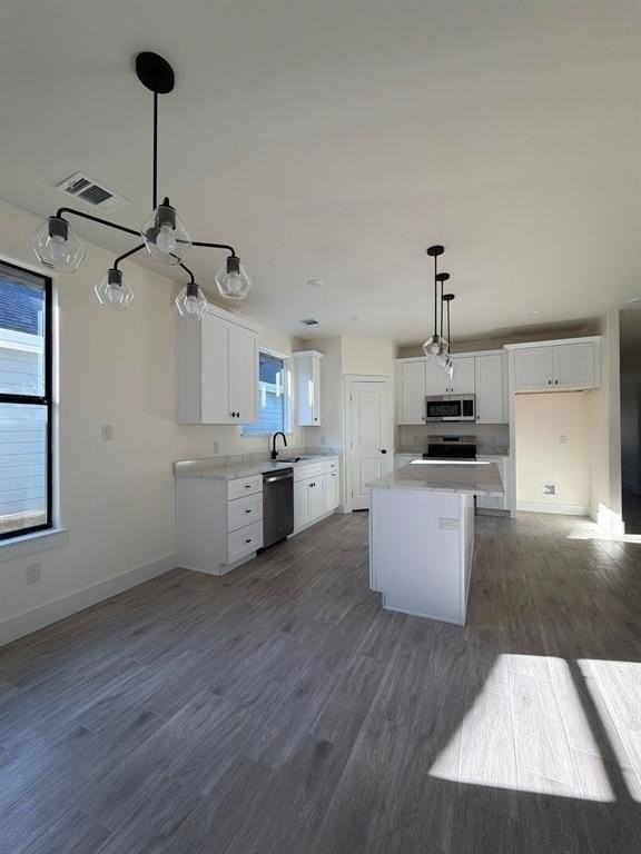 5707 Barkridge Dr - Photo 7 of 26