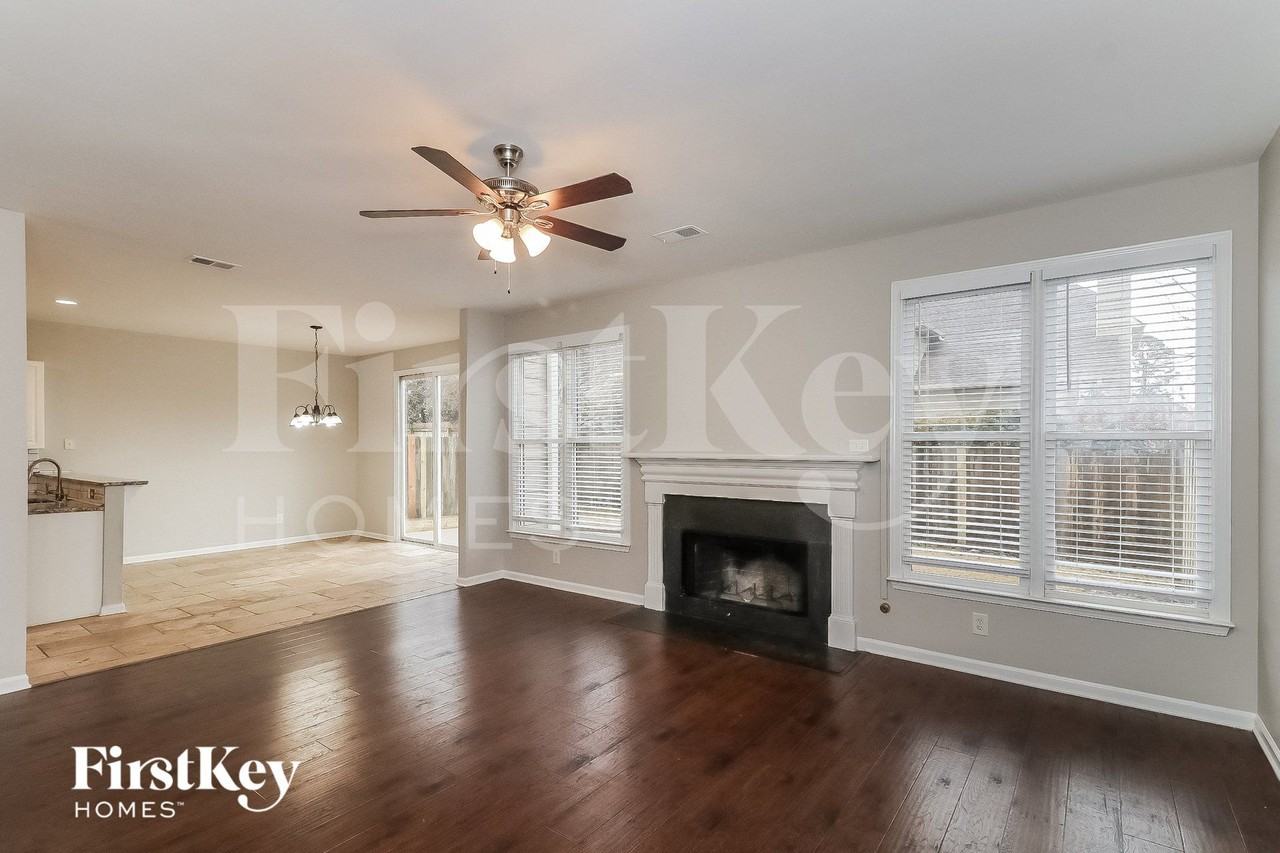 200 Mirramont St - Photo 3 of 15