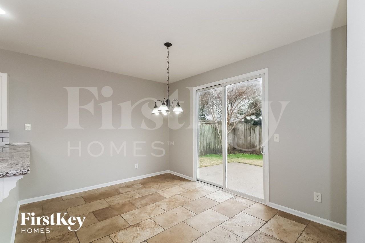 200 Mirramont St - Photo 4 of 15