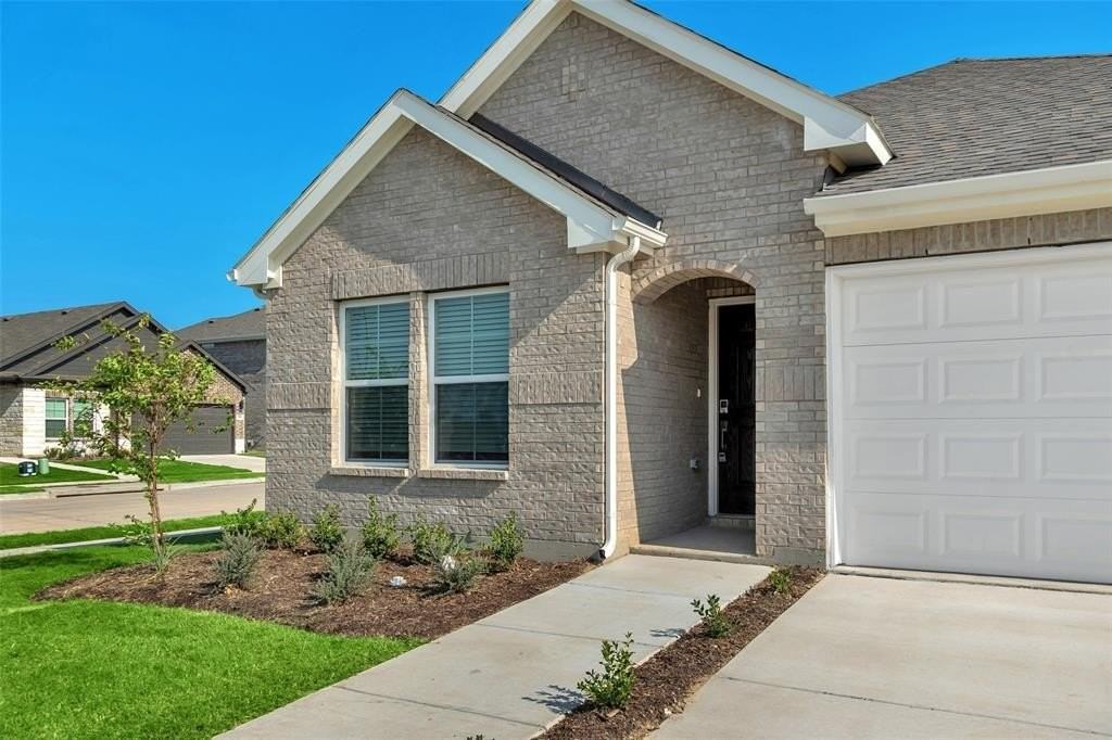 307 Sun Harvest Dr - Photo 4 of 29