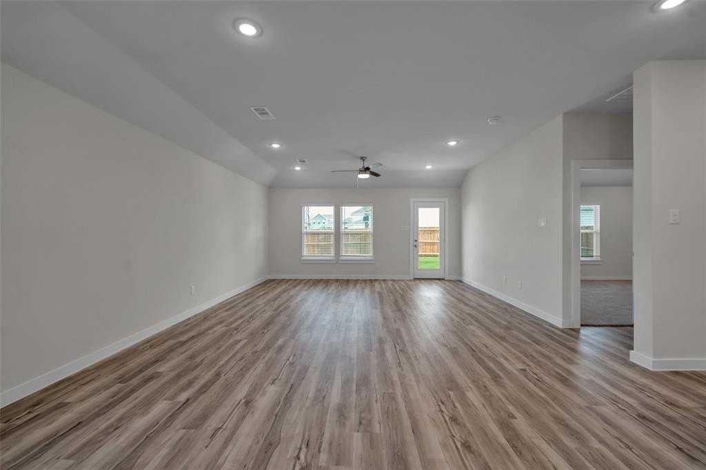 307 Sun Harvest Dr - Photo 6 of 29