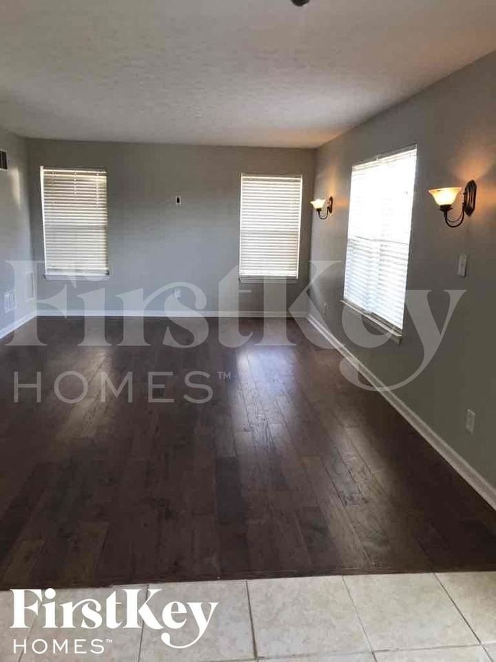 1293 River Ridge Dr - Photo 5 of 17