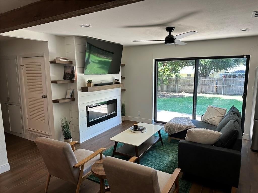 6949 Valhalla Rd - Photo 4 of 13