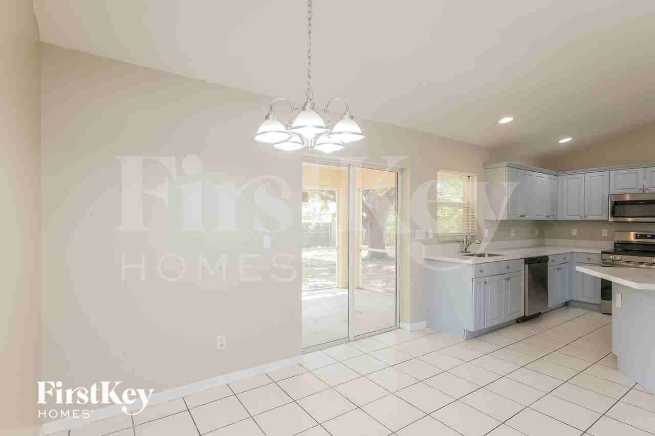 1116 Swst - Photo 5 of 19