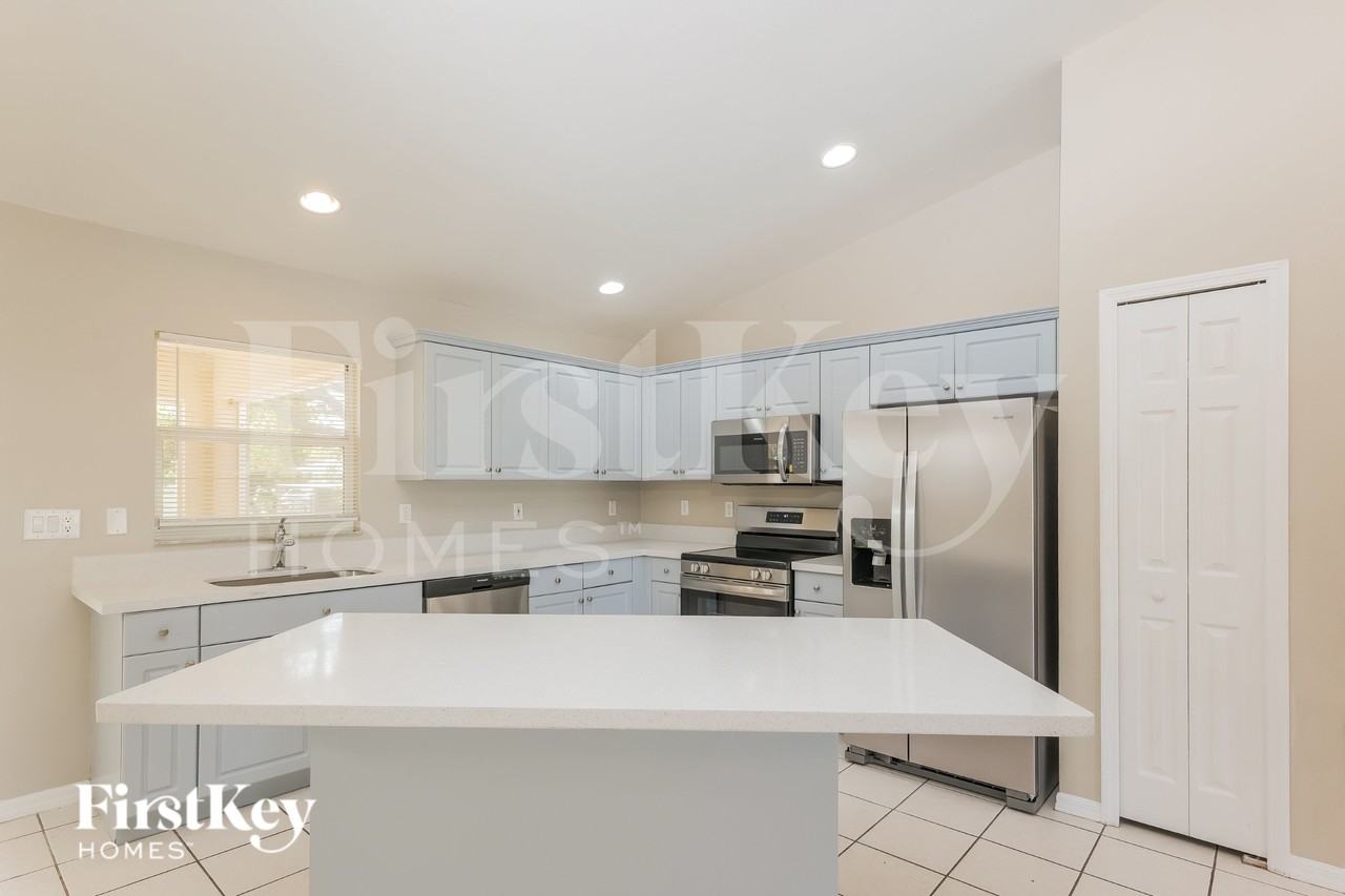 1116 Swst - Photo 7 of 19