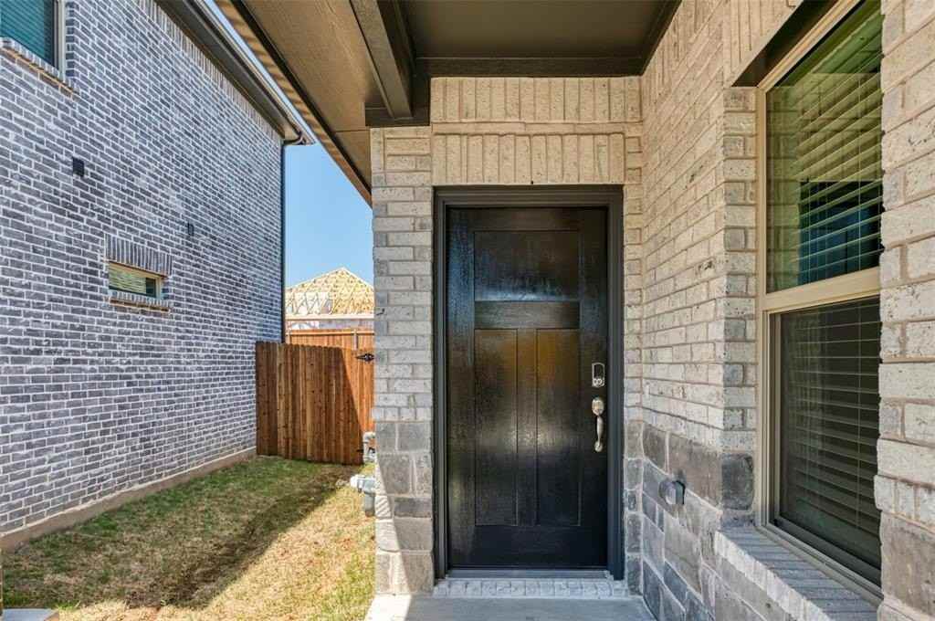 206 Berkshire Dr - Photo 5 of 29