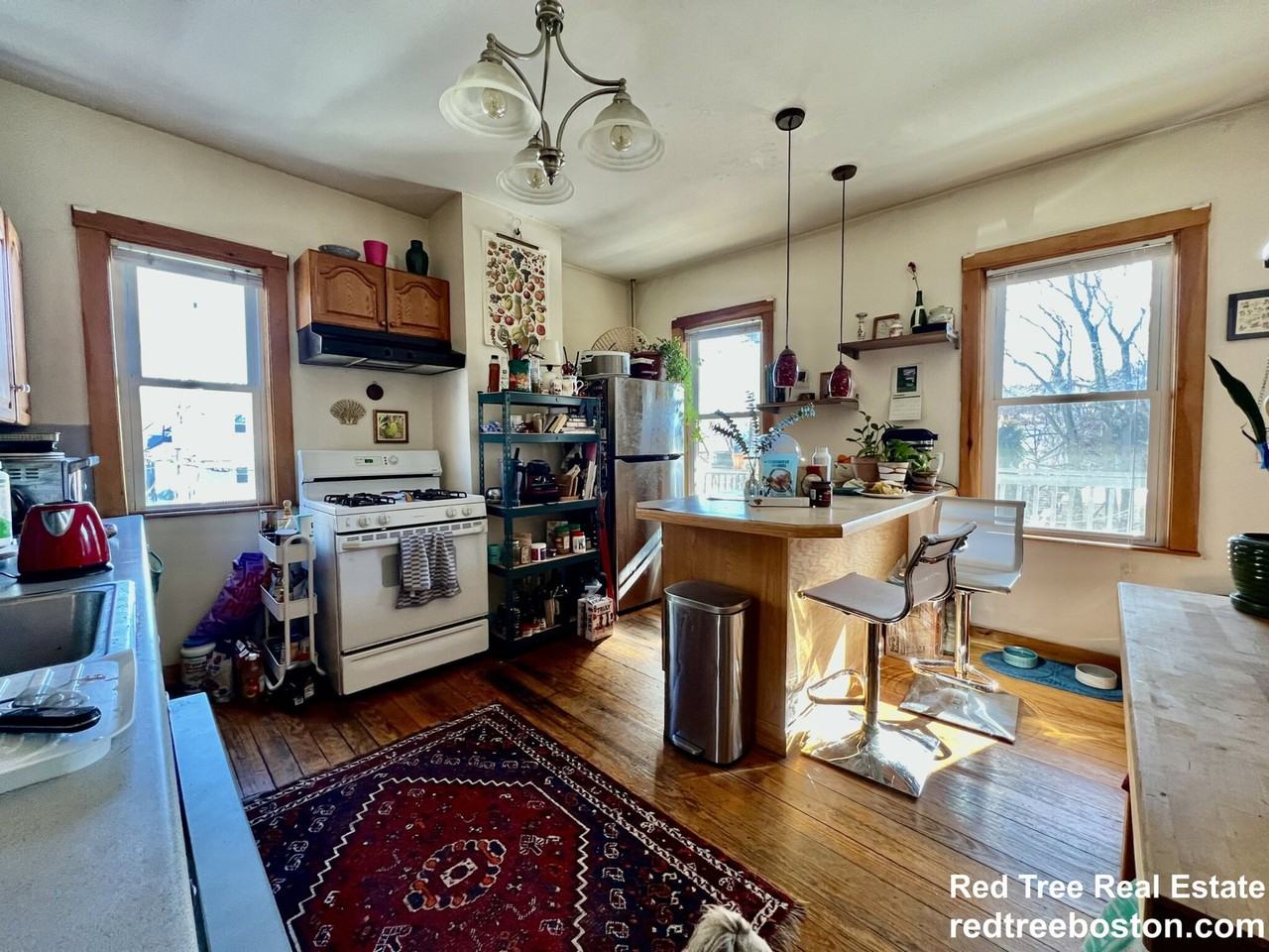 346 Faneuil St #U2 - Photo 3 of 8