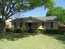 10643 Lakemere Dr - Photo 1 of 1