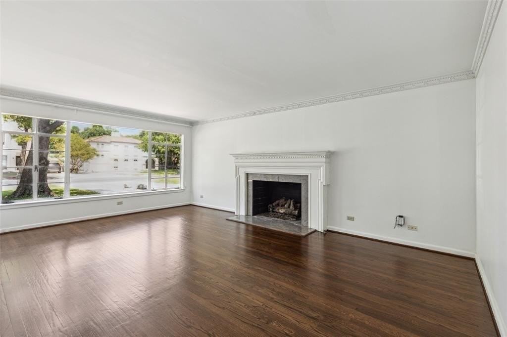 4421 University Blvd #4421 - Photo 2 of 30