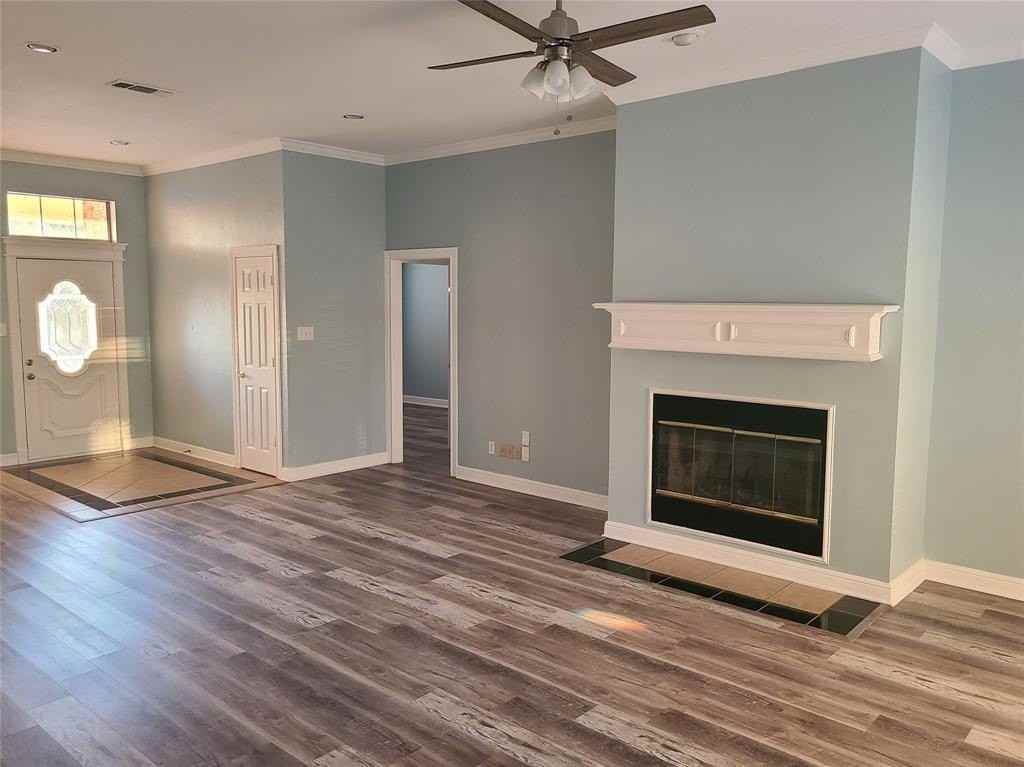 8921 Bontura Rd - Photo 3 of 26