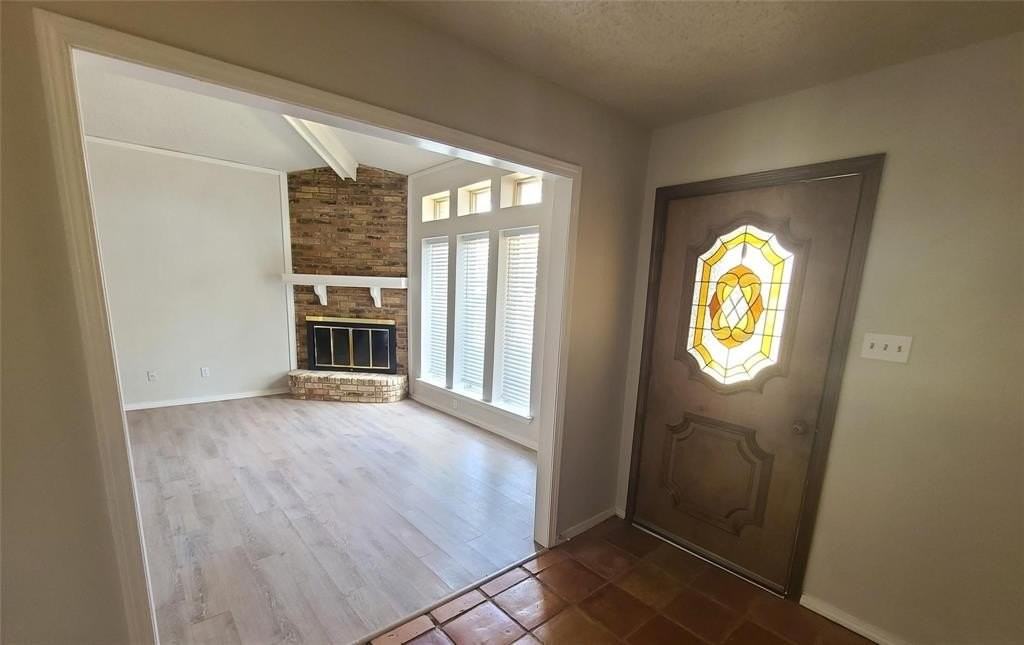 7519 Ravenswood Rd - Photo 5 of 37