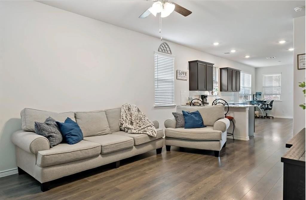 2617 Franklin Dr - Photo 4 of 13