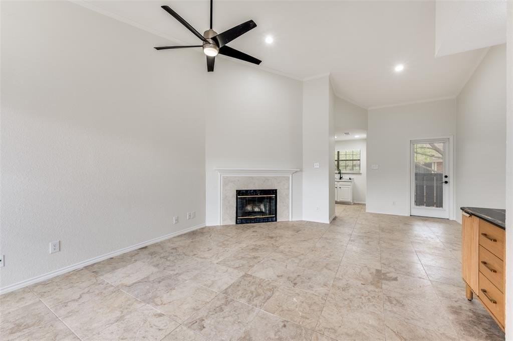 401 Pebble Way #239 - Photo 4 of 13